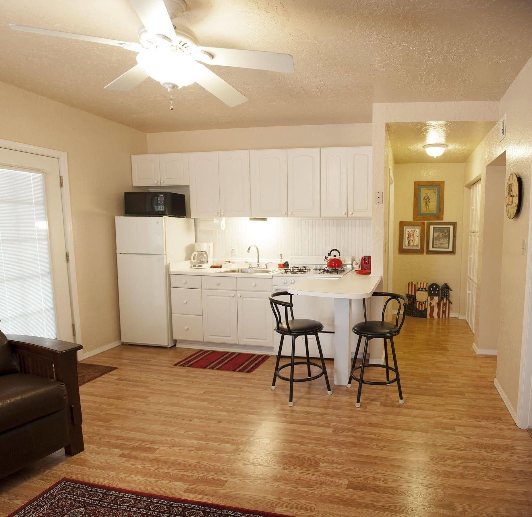Grand Canyon Bed And Breakfast Williams Exterior photo